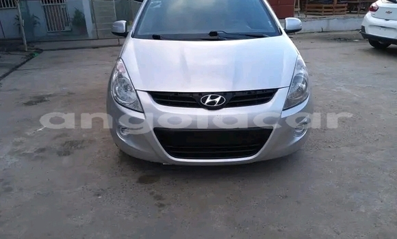 Acheter Occasion Voiture Hyundai i20 Gris à Luanda, Province de Luanda Acheter Occasion Voiture Hyundai i20 Gris à Luanda, Province de Luanda