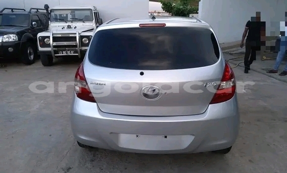 Acheter Occasion Voiture Hyundai i20 Gris à Luanda, Province de Luanda Acheter Occasion Voiture Hyundai i20 Gris à Luanda, Province de Luanda