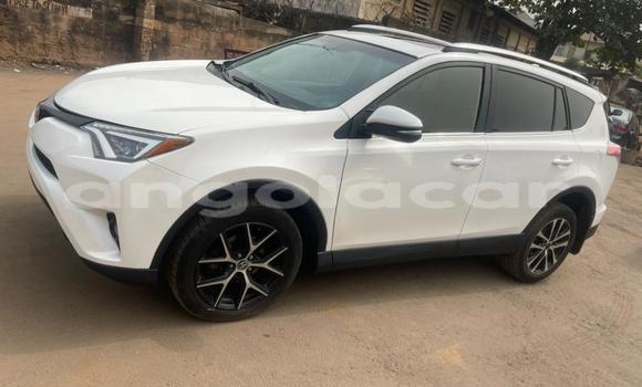 Comprar Usado Toyota RAV4 Branco Carro em Luanda em Luanda Province Comprar Usado Toyota RAV4 Branco Carro em Luanda em Luanda Province