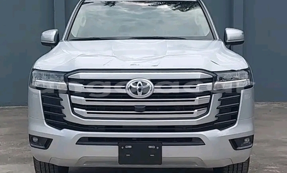 Acheter Occasion Voiture Toyota Land Cruiser Gris à Luanda, Province de Luanda Acheter Occasion Voiture Toyota Land Cruiser Gris à Luanda, Province de Luanda