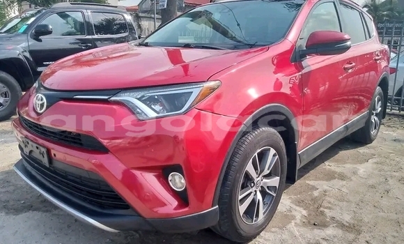 Comprar Usado Toyota RAV4 Vermelho Carro em Luanda em Luanda Province