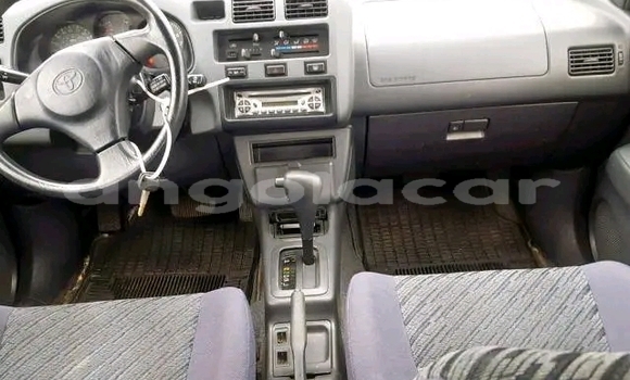 Buy Used Toyota RAV4 Red Car in Luanda in Luanda Province Buy Used Toyota RAV4 Red Car in Luanda in Luanda Province