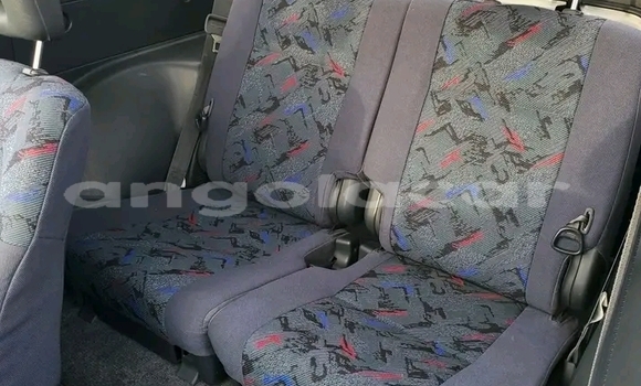 Comprar Usado Toyota RAV4 Branco Carro em Luanda em Luanda Province Comprar Usado Toyota RAV4 Branco Carro em Luanda em Luanda Province