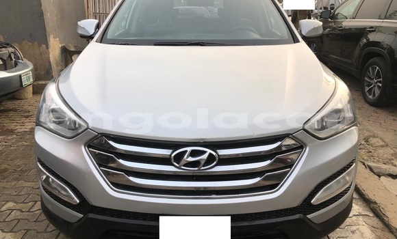 Acheter Occasion Voiture Hyundai Santa Fe Gris à Luanda, Province de Luanda