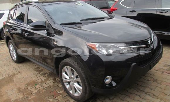 Comprar Usado Toyota RAV4 Preto Carro em Luena em Moxico