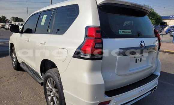 Acheter Occasion Voiture Toyota Land Cruiser Prado Blanc à Leua, Moxico Acheter Occasion Voiture Toyota Land Cruiser Prado Blanc à Leua, Moxico