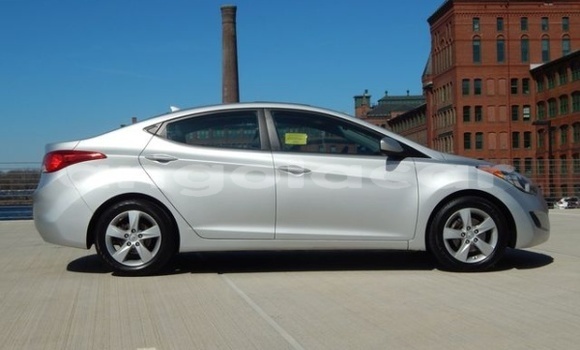 Acheter Occasion Voiture Hyundai Elantra Gris à Leua, Moxico Acheter Occasion Voiture Hyundai Elantra Gris à Leua, Moxico