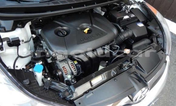 Acheter Occasion Voiture Hyundai Elantra Gris à Leua, Moxico Acheter Occasion Voiture Hyundai Elantra Gris à Leua, Moxico