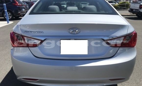 Acheter Occasion Voiture Hyundai Sonata Gris à Luanda, Province de Luanda Acheter Occasion Voiture Hyundai Sonata Gris à Luanda, Province de Luanda