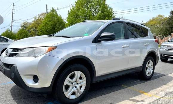 Comprar Usado Toyota RAV4 Prata Carro em Luanda em Luanda Province Comprar Usado Toyota RAV4 Prata Carro em Luanda em Luanda Province