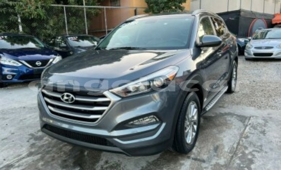 Buy Used Hyundai Tucson Silver Car in Luanda in Luanda Province Buy Used Hyundai Tucson Silver Car in Luanda in Luanda Province