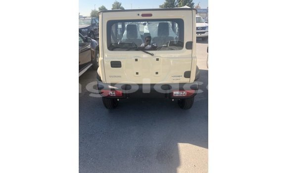 Comprar Importar Suzuki Jimny Bege Carro em Import - Dubai em Bengo Province Comprar Importar Suzuki Jimny Bege Carro em Import - Dubai em Bengo Province