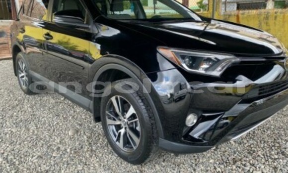 Acheter Occasion Voiture Toyota RAV4 Noir à Luanda, Province de Luanda Acheter Occasion Voiture Toyota RAV4 Noir à Luanda, Province de Luanda