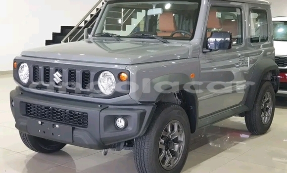 Comprar Usado Suzuki Jimny Preto Carro em Luanda em Luanda Province