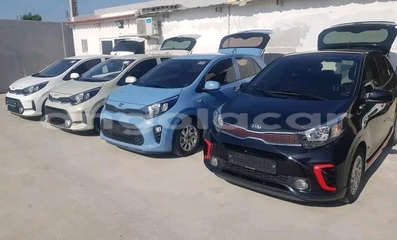 Comprar Usado Kia Morning Azul Carro em Luanda em Luanda Province