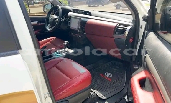 Buy Used Toyota Hilux White Car in Luanda in Luanda Province Buy Used Toyota Hilux White Car in Luanda in Luanda Province