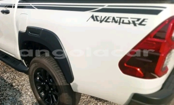 Acheter Occasion Voiture Toyota Hiluxe VIGO Blanc à Luanda, Province de Luanda Acheter Occasion Voiture Toyota Hiluxe VIGO Blanc à Luanda, Province de Luanda