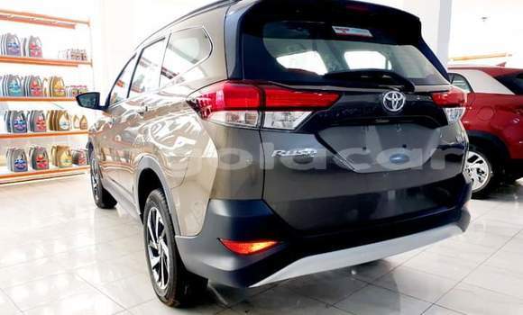 Comprar Usado Toyota Rush Outro Carro em Luanda em Luanda Province Comprar Usado Toyota Rush Outro Carro em Luanda em Luanda Province