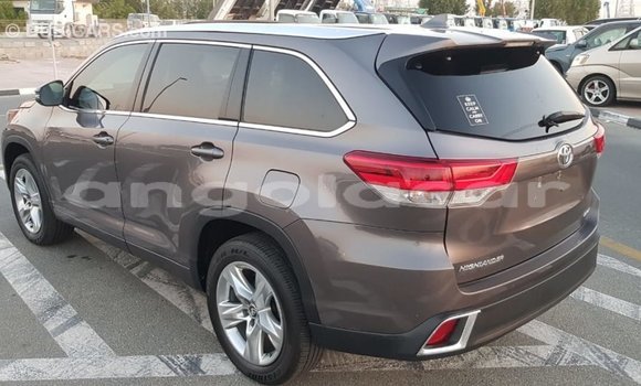 Buy Import Toyota Highlander Other Car in Import - Dubai in Bengo Province Buy Import Toyota Highlander Other Car in Import - Dubai in Bengo Province