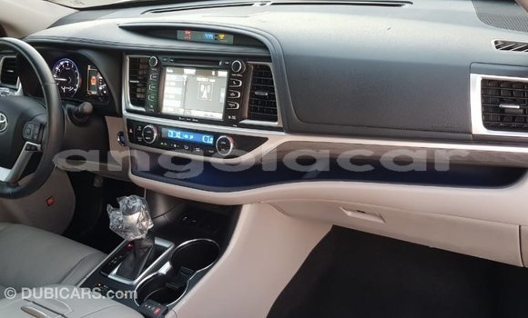 Buy Import Toyota Highlander Other Car in Import - Dubai in Bengo Province Buy Import Toyota Highlander Other Car in Import - Dubai in Bengo Province