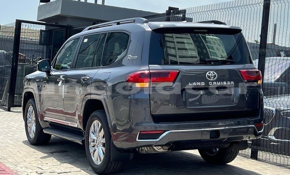 Acheter Occasion Voiture Toyota Land Cruiser Prado Noir à Luanda, Province de Luanda Acheter Occasion Voiture Toyota Land Cruiser Prado Noir à Luanda, Province de Luanda