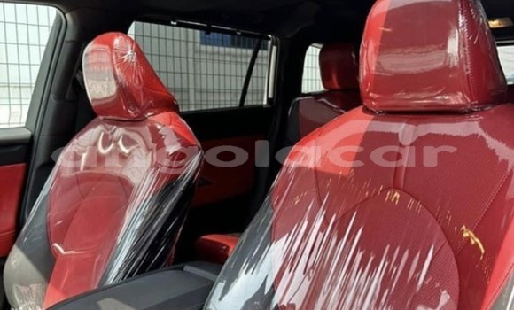 Buy Used Toyota Highlander White Car in Luanda in Luanda Province Buy Used Toyota Highlander White Car in Luanda in Luanda Province
