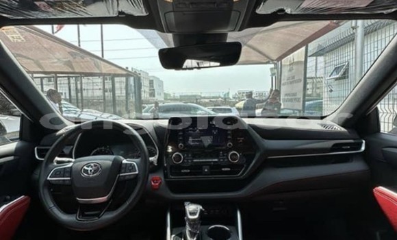 Buy Used Toyota Highlander White Car in Luanda in Luanda Province Buy Used Toyota Highlander White Car in Luanda in Luanda Province