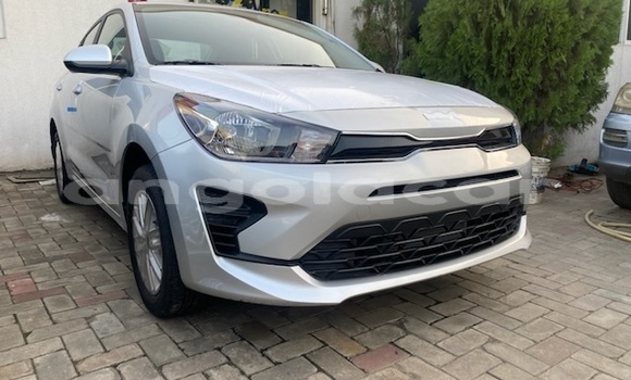 Buy Used Kia rio Silver Car in Luanda in Luanda Province Buy Used Kia rio Silver Car in Luanda in Luanda Province