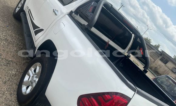 Comprar Usado Toyota Hilux Branco Carro em Luanda em Luanda Province Comprar Usado Toyota Hilux Branco Carro em Luanda em Luanda Province