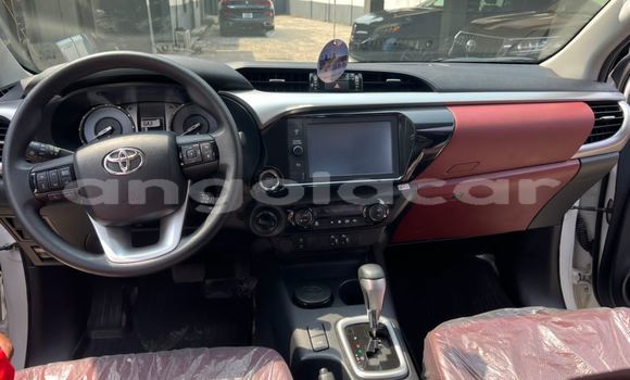 Buy Used Toyota Hilux White Car in Luanda in Luanda Province Buy Used Toyota Hilux White Car in Luanda in Luanda Province