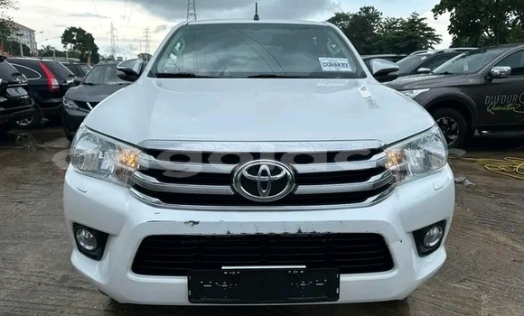 Acheter Occasion Voiture Toyota Hilux Blanc à Luanda, Province de Luanda Acheter Occasion Voiture Toyota Hilux Blanc à Luanda, Province de Luanda