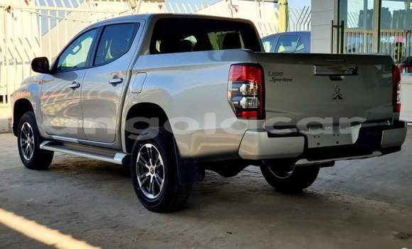 Buy Used Mitsubishi L200 Silver Car in Luanda in Luanda Province Buy Used Mitsubishi L200 Silver Car in Luanda in Luanda Province