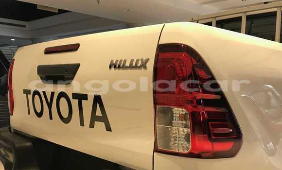 Comprar Usado Toyota Hilux Branco Carro em Luanda em Luanda Province Comprar Usado Toyota Hilux Branco Carro em Luanda em Luanda Province
