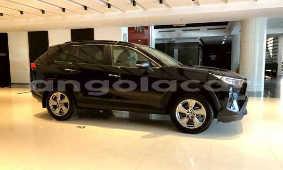 Acheter Occasion Voiture Toyota RAV4 Noir à Luanda, Province de Luanda Acheter Occasion Voiture Toyota RAV4 Noir à Luanda, Province de Luanda