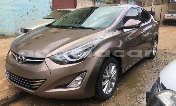 Buy Used Hyundai Elantra Brown Car in Luanda in Luanda Province