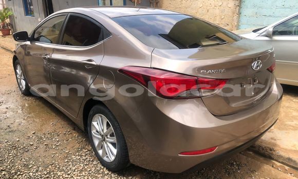 Acheter Occasion Voiture Hyundai Elantra Marron à Luanda, Province de Luanda Acheter Occasion Voiture Hyundai Elantra Marron à Luanda, Province de Luanda