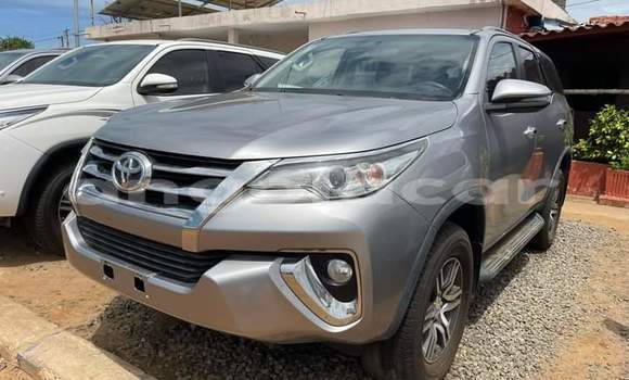Comprar Usado Toyota Fortuner Outro Carro em Luanda em Luanda Province Comprar Usado Toyota Fortuner Outro Carro em Luanda em Luanda Province