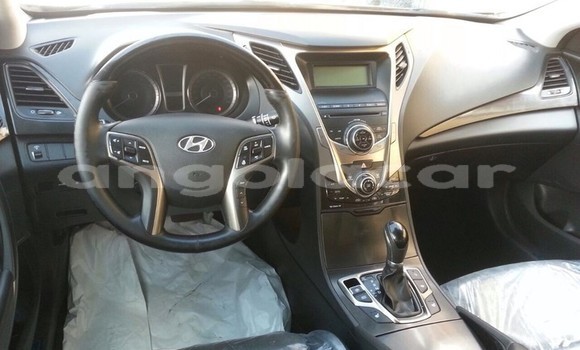 Acheter Occasion Voiture Hyundai Azera Noir à Luanda, Province de Luanda Acheter Occasion Voiture Hyundai Azera Noir à Luanda, Province de Luanda