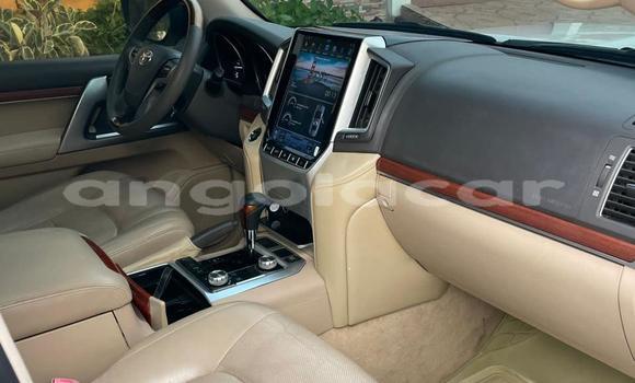 Comprar Usado Toyota Land Cruiser Prado Branco Carro em Luanda em Luanda Province Comprar Usado Toyota Land Cruiser Prado Branco Carro em Luanda em Luanda Province