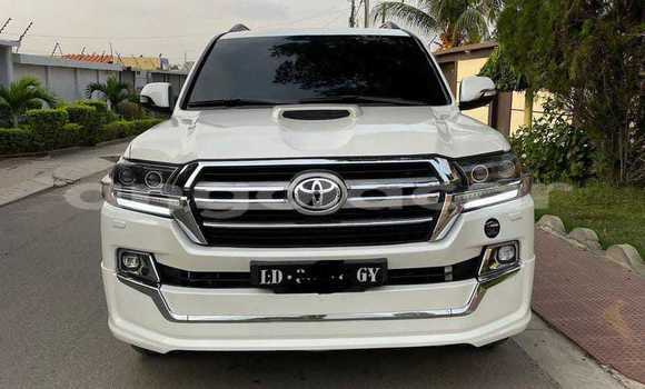 Comprar Usado Toyota Land Cruiser Prado Branco Carro em Luanda em Luanda Province Comprar Usado Toyota Land Cruiser Prado Branco Carro em Luanda em Luanda Province