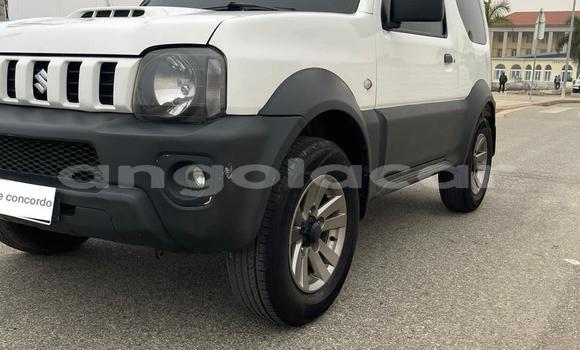 Comprar Usado Suzuki Jimny Branco Carro em Caxito em Bengo Comprar Usado Suzuki Jimny Branco Carro em Caxito em Bengo