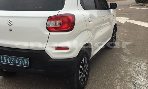 Comprar Usado Suzuki Spacia Branco Carro em Luanda em Luanda Province Comprar Usado Suzuki Spacia Branco Carro em Luanda em Luanda Province