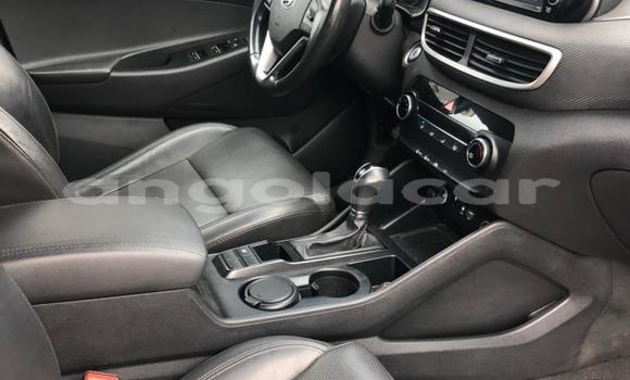 Buy Used Hyundai Tucson Silver Car in Luanda in Luanda Province Buy Used Hyundai Tucson Silver Car in Luanda in Luanda Province