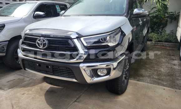 Acheter Occasion Voiture Toyota Hilux Gris à Luanda, Province de Luanda Acheter Occasion Voiture Toyota Hilux Gris à Luanda, Province de Luanda