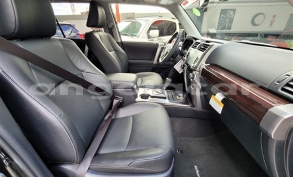 Buy Used Toyota 4Runner Silver Car in Luanda in Luanda Province Buy Used Toyota 4Runner Silver Car in Luanda in Luanda Province