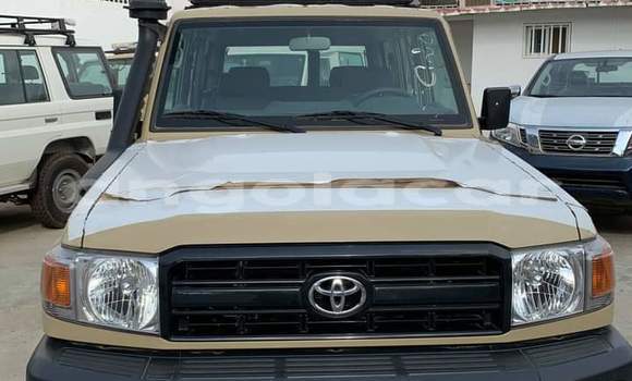 Comprar Usado Toyota Land Cruiser Prado Outro Carro em Luanda em Luanda Province