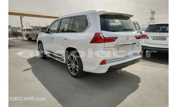 Comprar Importar Lexus LX Vermelho Carro em Import - Dubai em Bengo Province Comprar Importar Lexus LX Vermelho Carro em Import - Dubai em Bengo Province