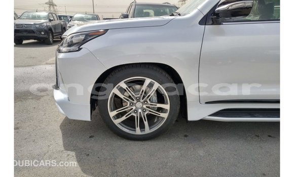 Comprar Importar Lexus LX Vermelho Carro em Import - Dubai em Bengo Province Comprar Importar Lexus LX Vermelho Carro em Import - Dubai em Bengo Province