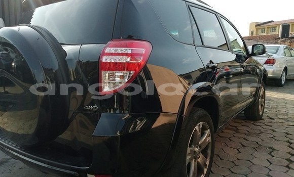 Acheter Occasion Voiture Toyota RAV4 Noir à Luanda, Province de Luanda Acheter Occasion Voiture Toyota RAV4 Noir à Luanda, Province de Luanda
