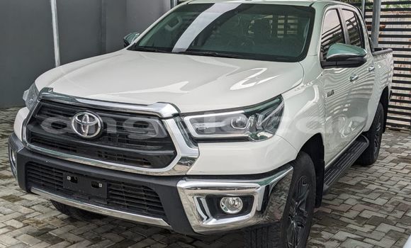Acheter Occasion Voiture Toyota Hilux Blanc à Luanda, Province de Luanda Acheter Occasion Voiture Toyota Hilux Blanc à Luanda, Province de Luanda